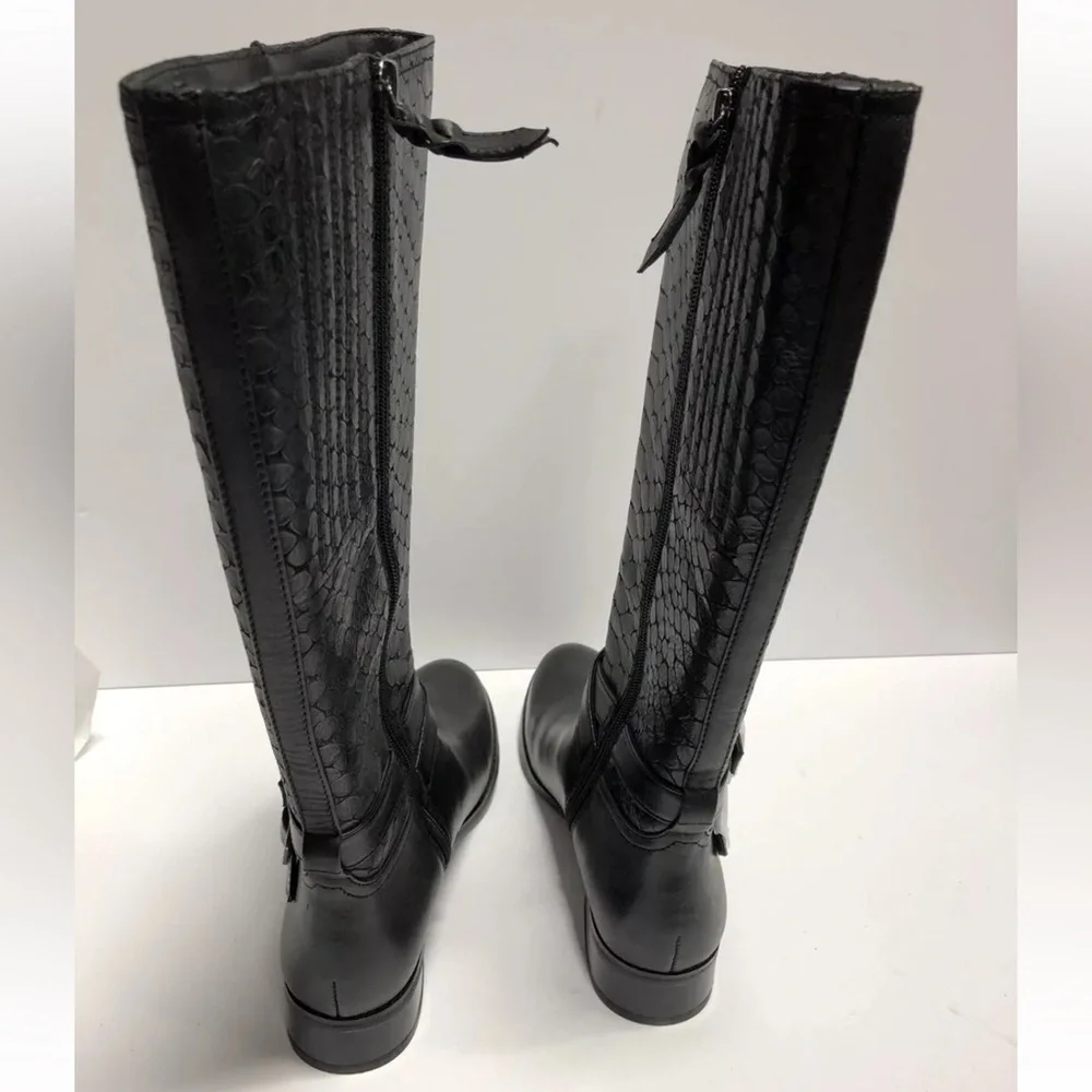 Trotters Women’s Liberty Black Zip Boots, Size 6.5 Narrow.